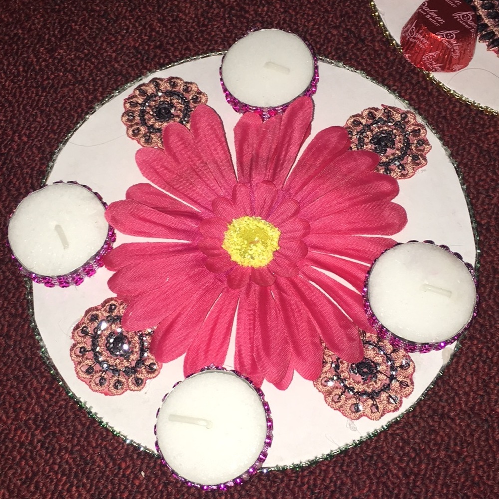 Pink candle plate